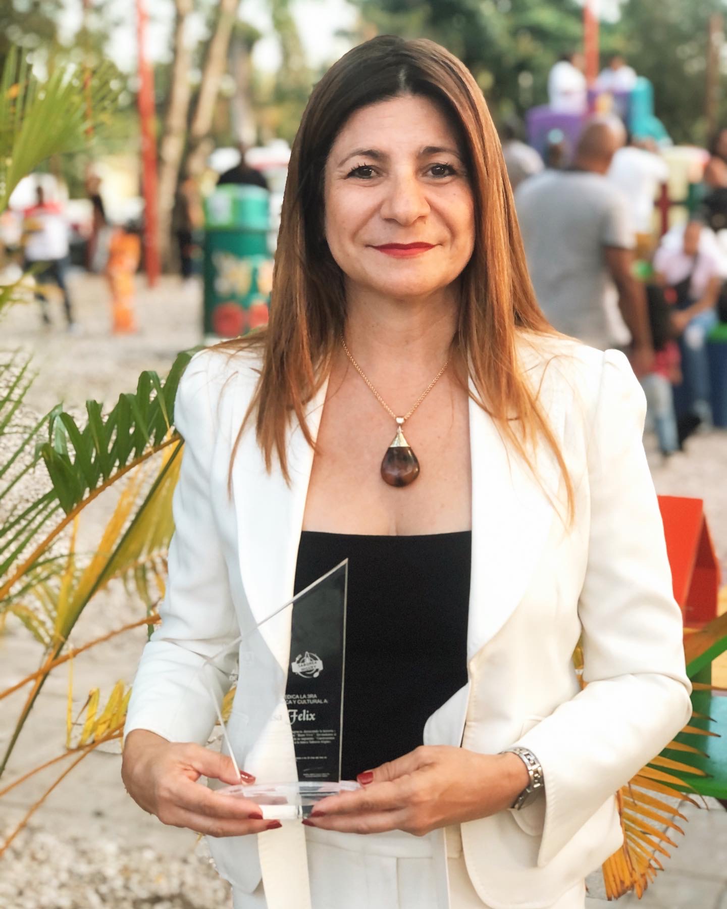 La Alcaldía de Higüey dedica Saborea Higüey a la comunicadora y experta en turismo gastronómico Luisa Feliz