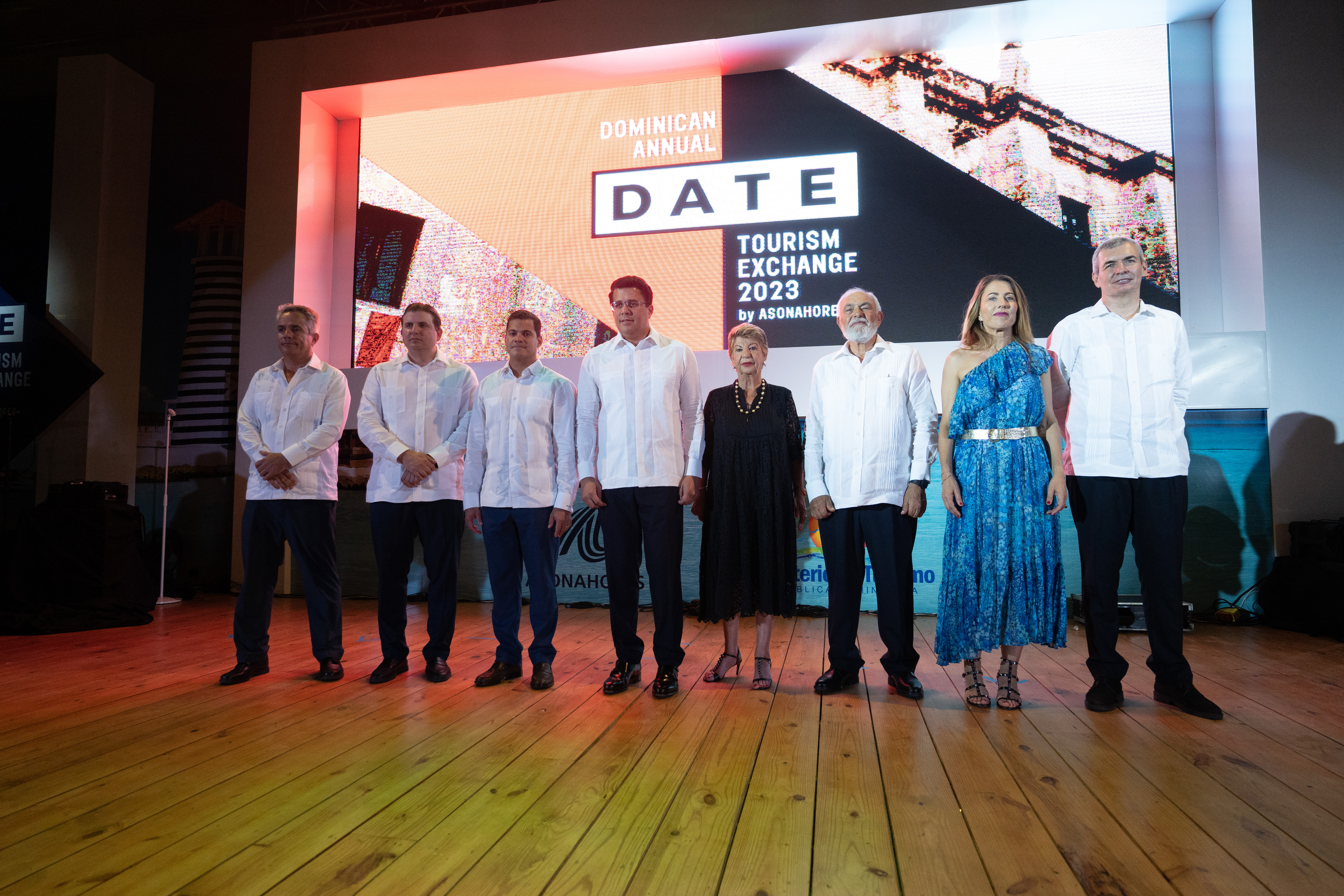 ASONAHORES presenta futuro optimista ante turoperadores que asisten a feria turística DATE 2023