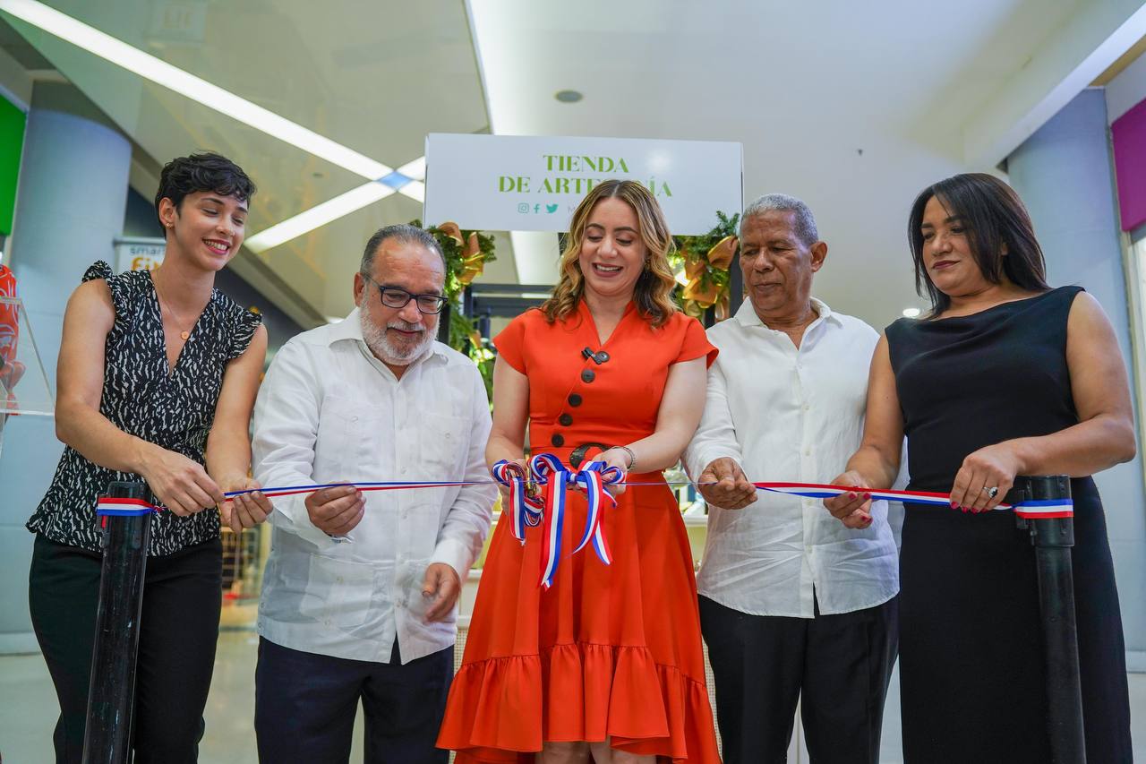 Manos Dominicanas inaugura espacio de venta en el centro comercial Sambil