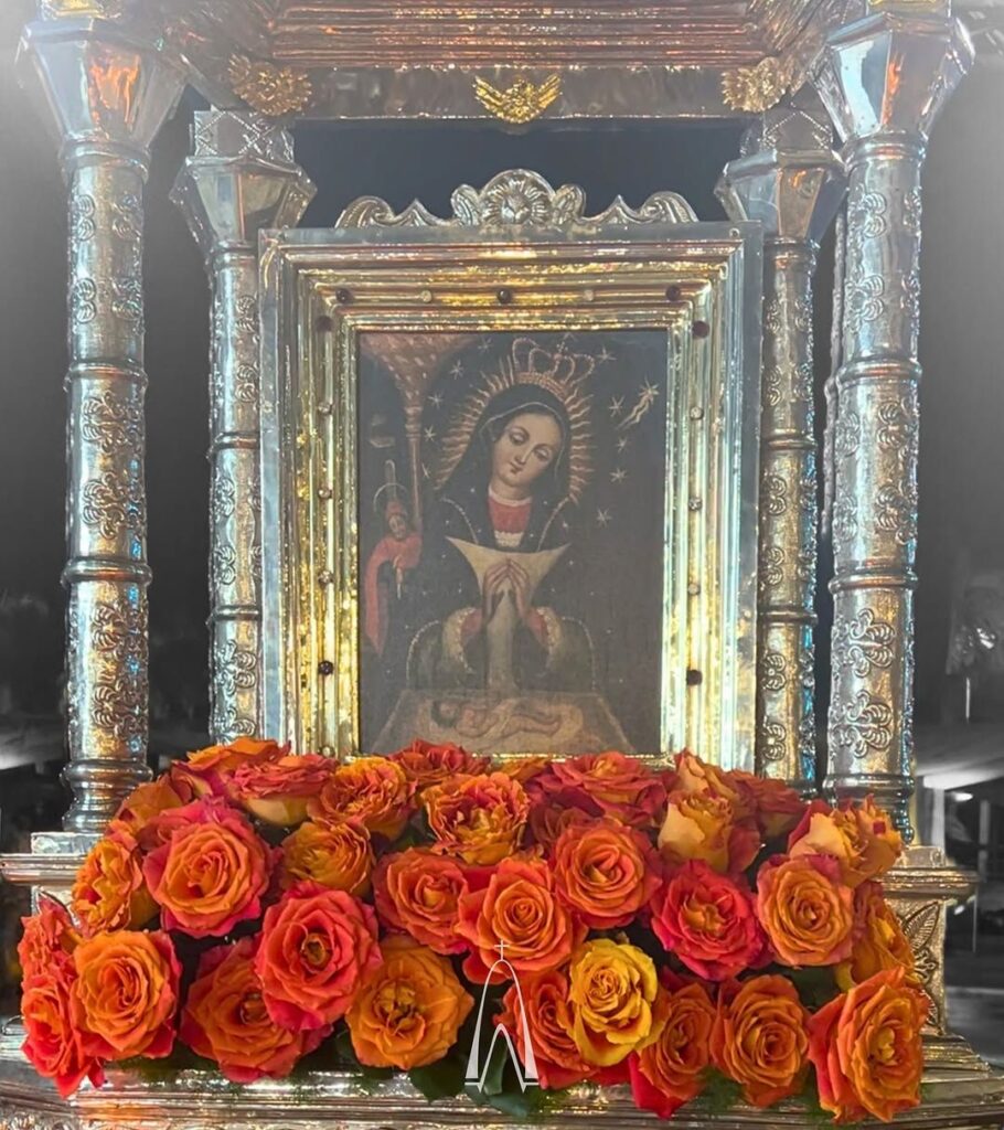 Lienzo Virgen de la Altagracia