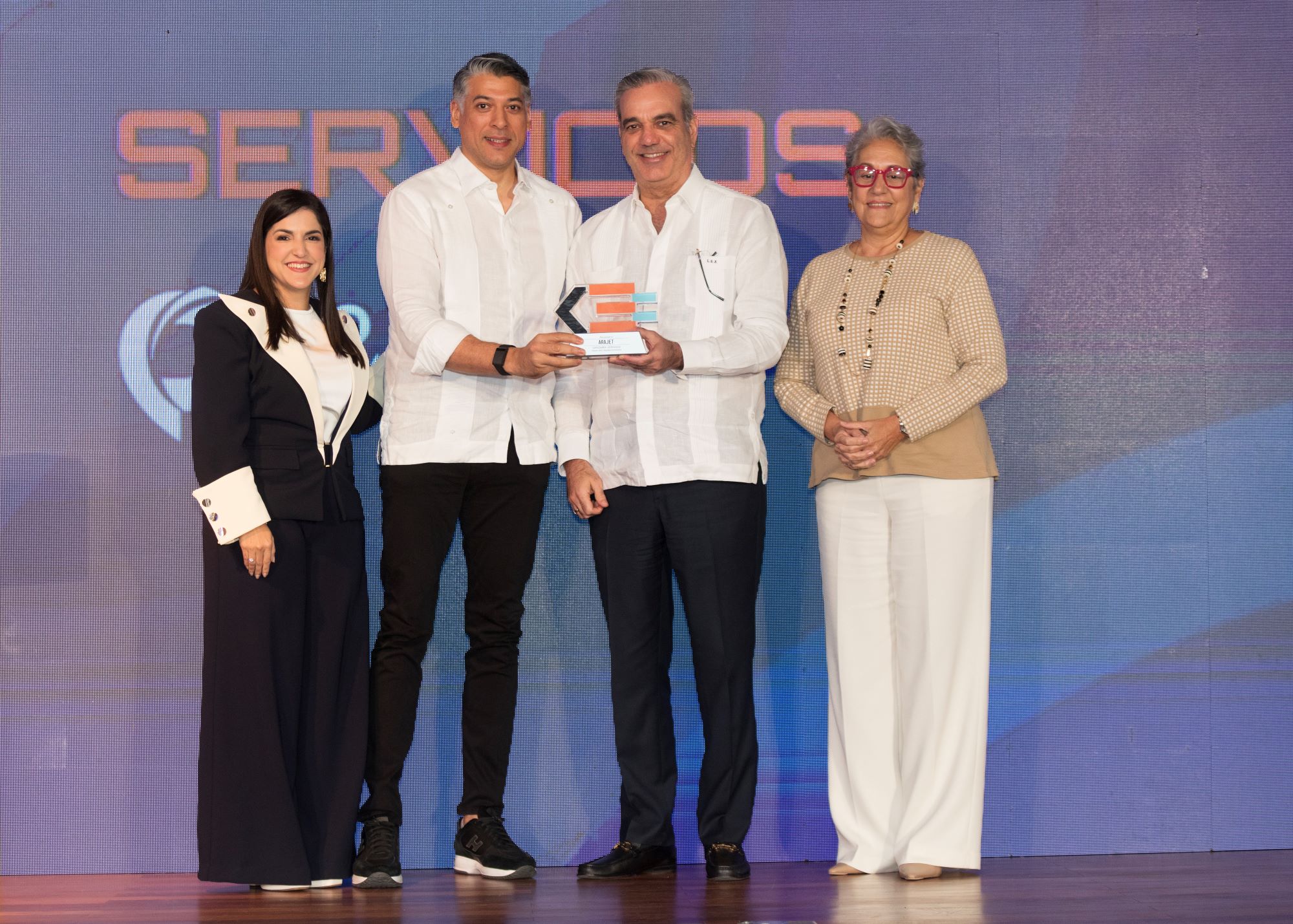 Arajet recibio el premio en la Categoria Servicios.