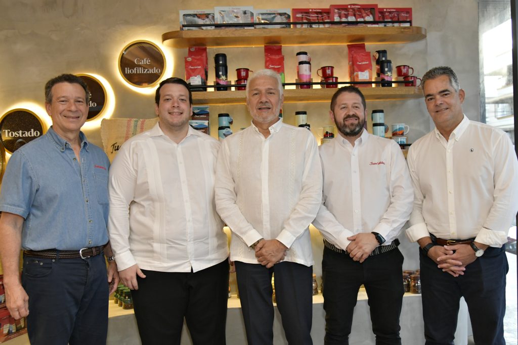 José Jiménez, Alberto Jiménez,Darío Villamizar, Mauricio Guerrero y Raúl Peña.