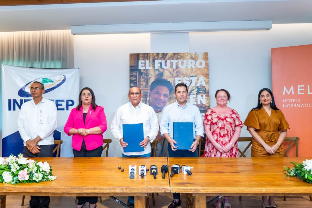 Acuerdo Infotep-Meliá International Hotel.