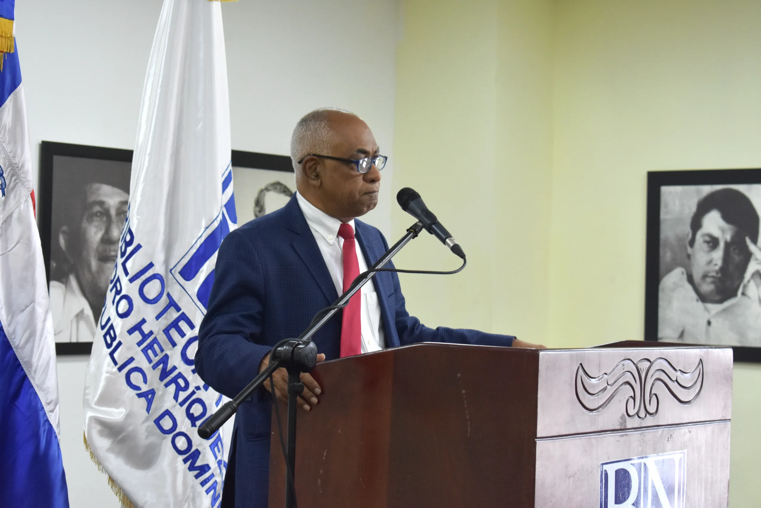 José Enrique García gana el Premio Pedro H. Ureña 2025