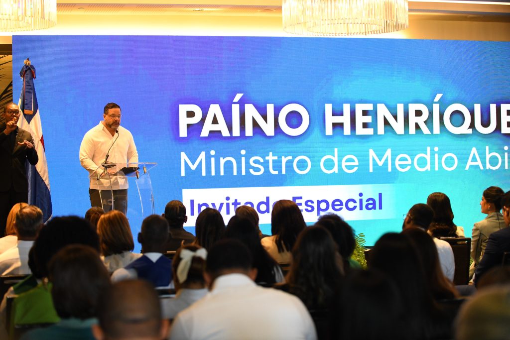 Paíno Henríquez, ministro de Medio Ambiente.