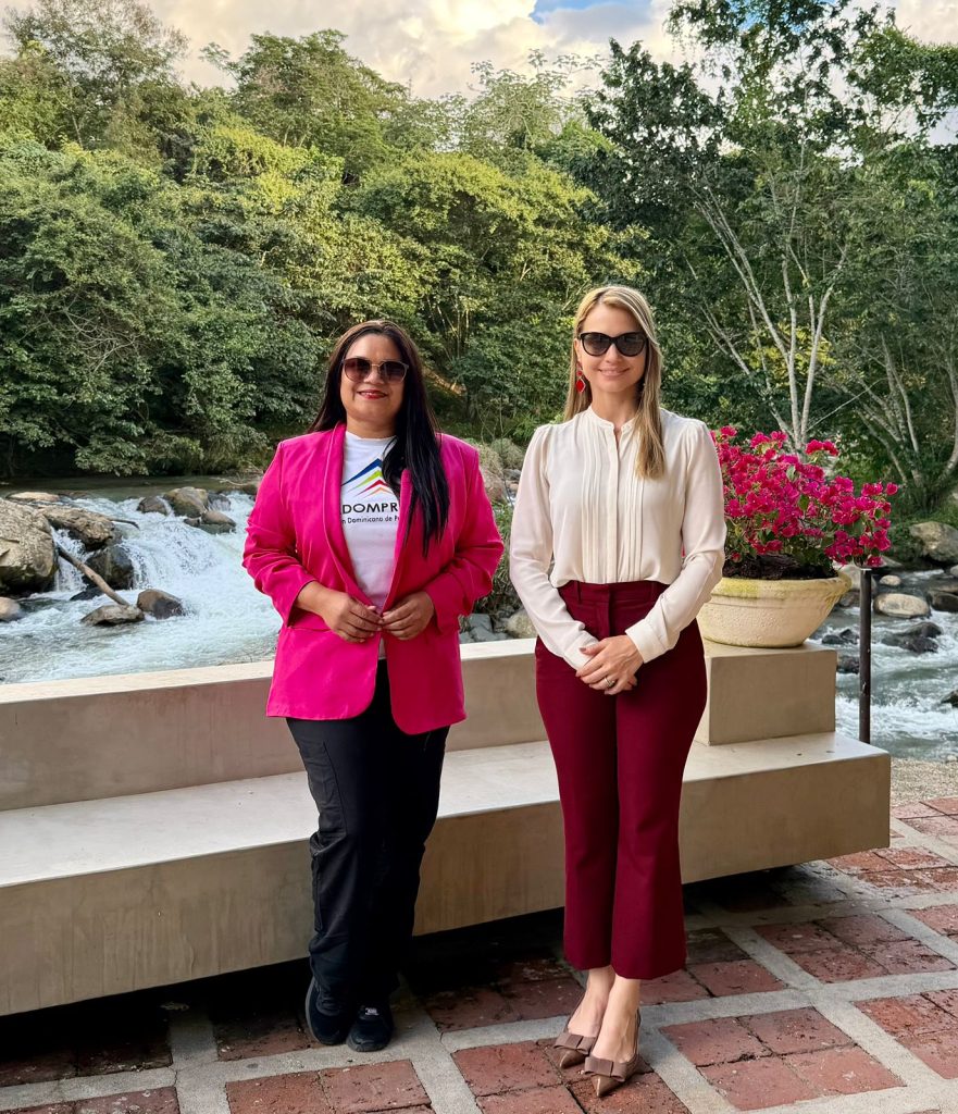 Sarah Hernández y Yamilka Cruz.