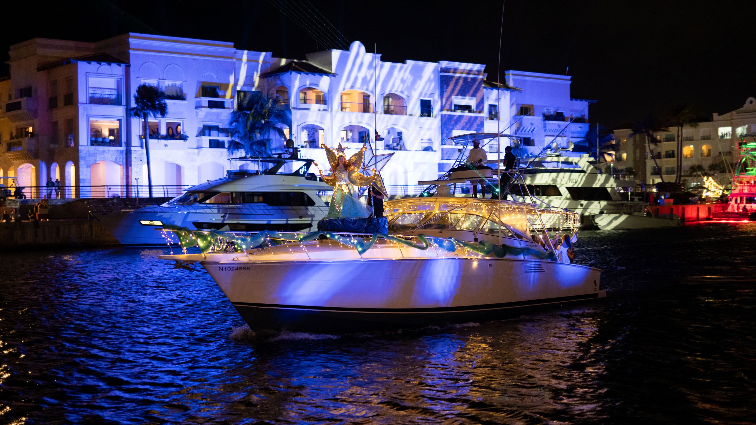 Cap Cana deslumbra con su Christmas Boat Parade 2025