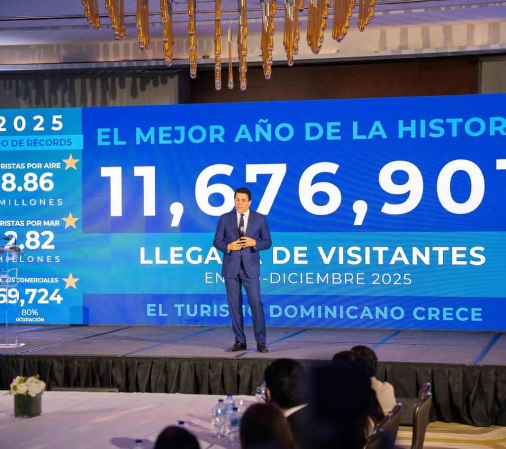 Ministro de Turismo durante la presentación de los resultados de turismo diciembre 2025